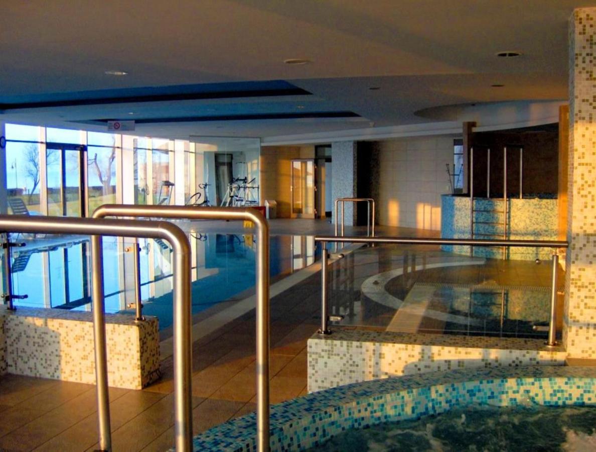 Club 218 Wellness Luxus Apartman Siófok Buitenkant foto