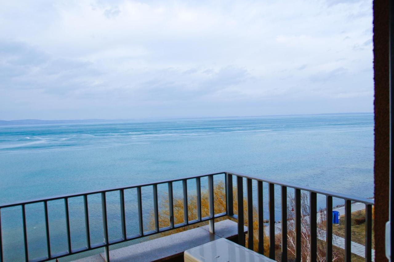 Club 218 Wellness Luxus Apartman Siófok Buitenkant foto
